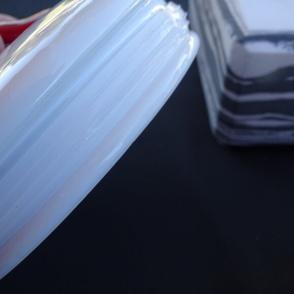 White and Red Country Style Cookie Jar New - Picture 10 of 10